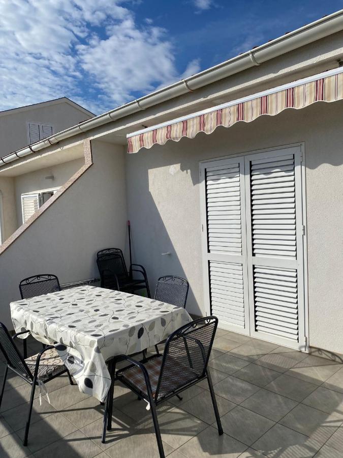 Apartmani Pozega Pag Town Kültér fotó